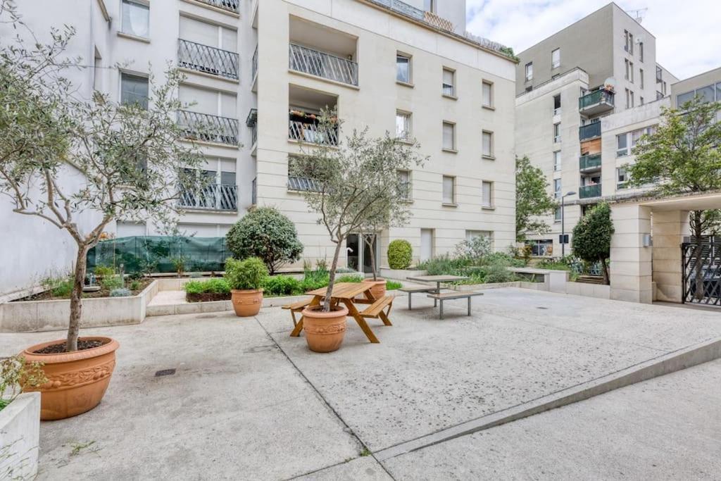 סן-דני Premium Flat 6 People With Billard And Terrace Stade De France מראה חיצוני תמונה